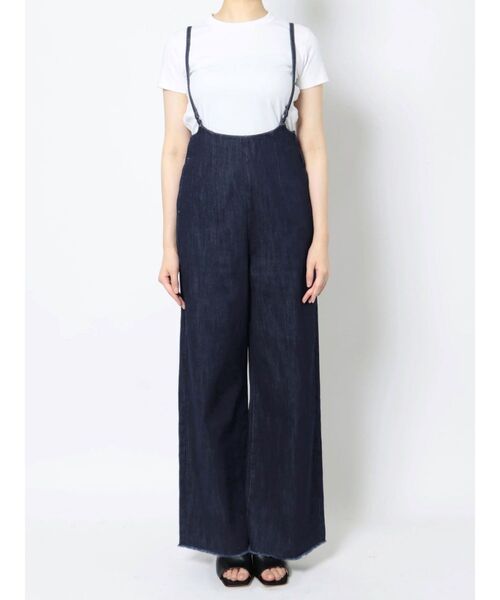 EMODA（エモダ）の「デニムナローサロペット（サロペット/オーバーオール・レディース・インディゴブルー/ブラック/アイボリー・FREE）」の14枚目の写真