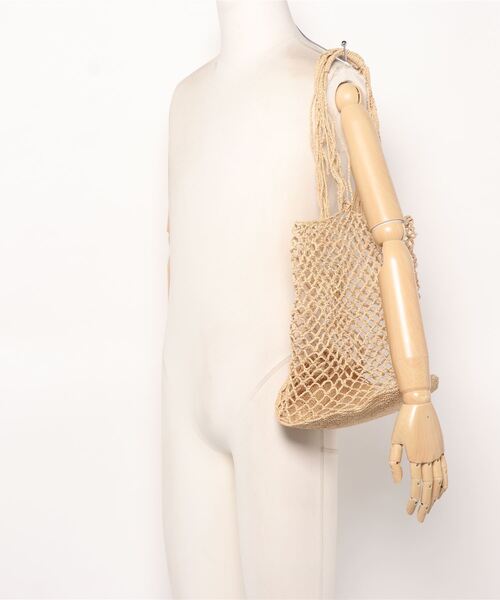 OUVRAGE CLASSE（ウヴラージュクラス）の「【MADE IN MADA /メイドインマダ】HOLY BAG（ショルダーバッグ・レディース・ライトグレー/ブラウン/オレンジ/ナチュラル・FREE）」の5枚目の写真