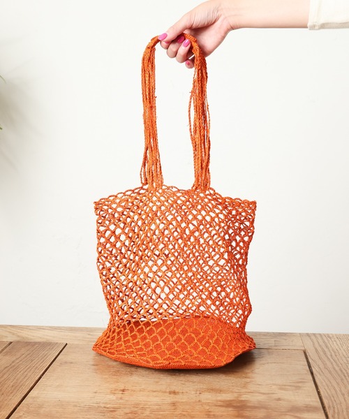 OUVRAGE CLASSE（ウヴラージュクラス）の「【MADE IN MADA /メイドインマダ】HOLY BAG（ショルダーバッグ・レディース・ライトグレー/ブラウン/オレンジ/ナチュラル・FREE）」の4枚目の写真