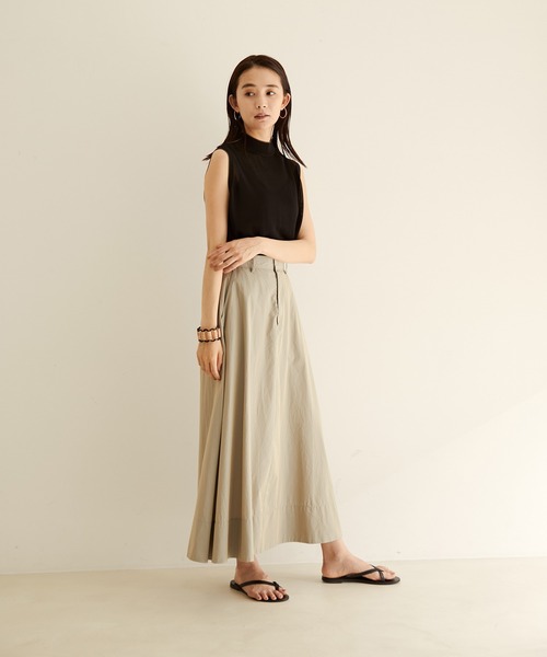 SALON adam et rope'（サロン アダム エ ロペ）の「【サステナブル】[アンサンブル着用可能]シアーノースリーブ2WAYプルオーバー（Tシャツ/カットソー・レディース・ブラック/カーキ/オレンジ・FREE）」の11枚目の写真