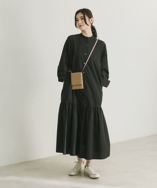 URBAN RESEARCH(アーバンリサーチ)の「ギャザーティアードワンピース(ワンピース・レディース・ブラック/グレー系その他・FREE)」の8枚目の写真