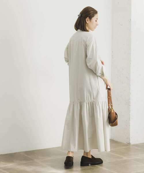 URBAN RESEARCH（アーバンリサーチ）の「ギャザーティアードワンピース