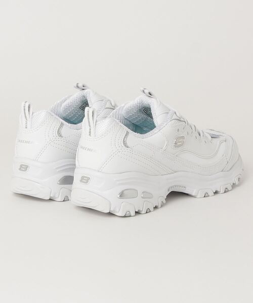 SKECHERS（スケッチャーズ）の「SKECHERS D'LITES-FRESH START / スケッチャーズ ディライト-フレッシュ トリック スタート（スニーカー・レディース・ホワイト・24.5cm/23.5cm/22.5cm/25cm/23cm/24cm）」の6枚目の写真