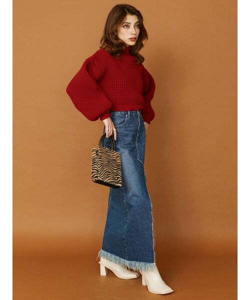 EVRIS(エヴリス)の「スリットロングデニムスカート(デニムスカート・レディース・ライトブルー/インディゴブルー・SMALL/MEDIUM)」の9枚目の写真