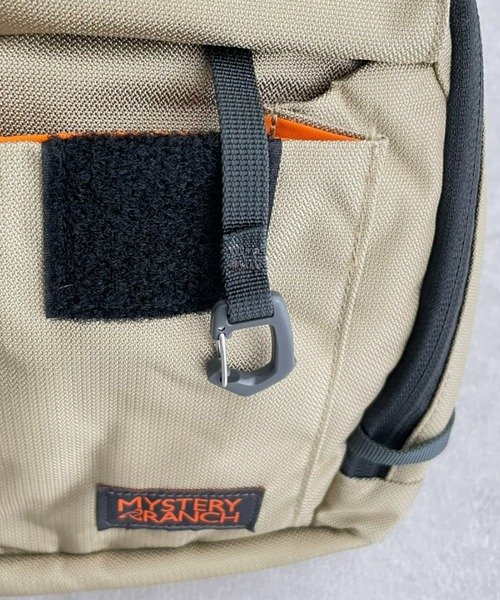MYSTERY RANCH（ミステリーランチ）の「【MYSTERY RANCH/ミステリーランチ】DISTRICT 8（メッセンジャーバッグ・メンズ・ブラック/ベージュ/ブルー・FREE）」の9枚目の写真