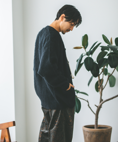 JOURNAL STANDARD（ジャーナルスタンダード）の「モヘヤ ミックス シャギー カーディガン（カーディガン/ボレロ・メンズ・ブラック/ベージュ/レッド/コバルトブルー・MEDIUM/LARGE）」の7枚目の写真