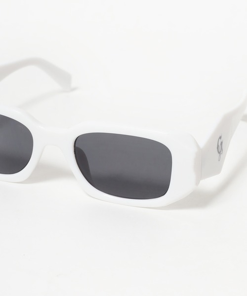 ROOPTOKYO（ループトウキョウ）の「GRUNGEGLASSES/グランジグラス RHOMBUS サングラス Y2K（サングラス・メンズ・ホワイト×ブラック/ホワイト×ブラウン/グリーン・FREE）」の4枚目の写真