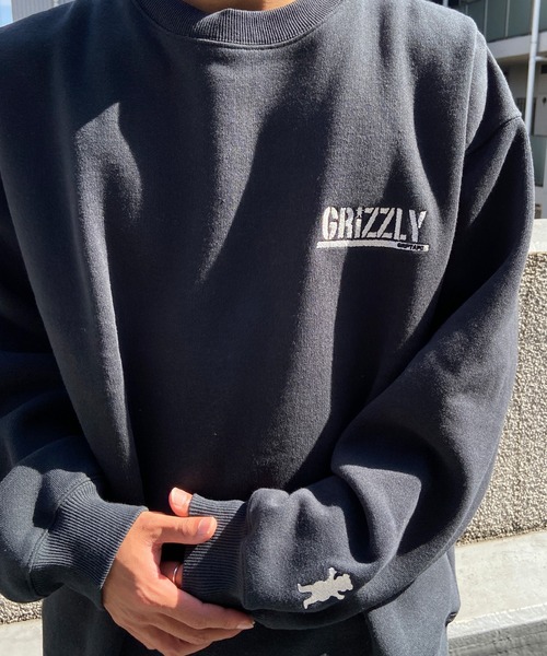 GRIZZLY(グリズリー)の「GRIZZLY/グリズリー オーバーサイズ ワッペンロゴ/裏起毛 刺繍ロゴ クルーネックスウェット/トレーナー VIGR22MS4(スウェット・メンズ・ブラック/グレー・L/XL/M)」の14枚目の写真