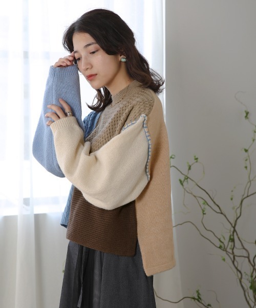 Bou Jeloud(ブージュルード)の「ブロッキング配色ニット(ニット/セーター・レディース・ブルー/グリーン/オレンジ・FREE)」の1枚目の写真