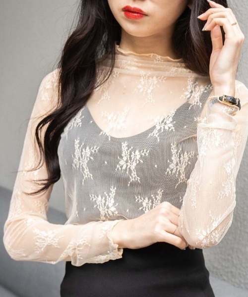 OLUPIC（オルピック）の「OLUPIC/【WEB限定】花柄シアーレーストップス（Tシャツ/カットソー・レディース・ブラック/ホワイト/ベージュ・FREE）」の2枚目の写真