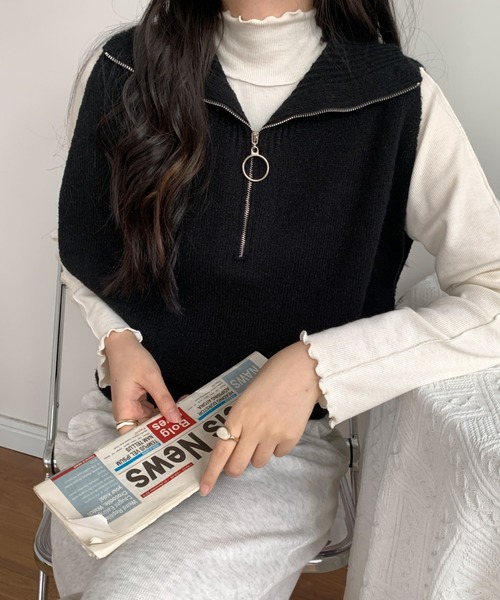 ABITOKYO(アビトーキョー)の「ハーフジップビックカラーニットベスト(ベスト・レディース・ブラック/グレー/グリーン/アイボリー・FREE)」の16枚目の写真