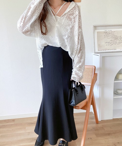 mily bilet（ミウィビレット）の「【mily bilet】大人のレトロ。キーネックレースシャツ（シャツ/ブラウス・レディース・ホワイト/ブラック/アイボリー・LARGE/MEDIUM/SMALL/X-LARGE）」の7枚目の写真