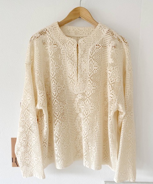 mily bilet（ミウィビレット）の「【mily bilet】大人のレトロ。キーネックレースシャツ（シャツ/ブラウス・レディース・ホワイト/ブラック/アイボリー・LARGE/MEDIUM/SMALL/X-LARGE）」の13枚目の写真