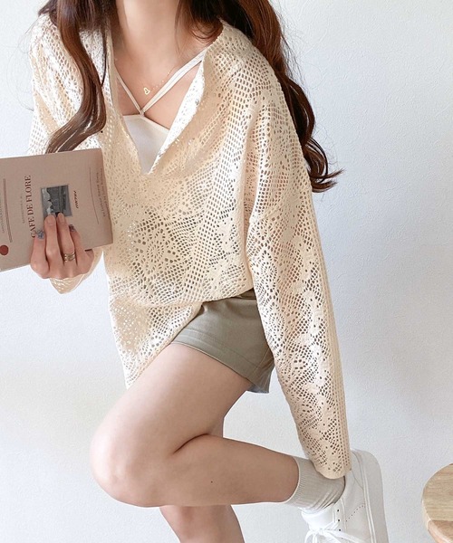 mily bilet（ミウィビレット）の「【mily bilet】大人のレトロ。キーネックレースシャツ（シャツ/ブラウス・レディース・ホワイト/ブラック/アイボリー・LARGE/MEDIUM/SMALL/X-LARGE）」の19枚目の写真