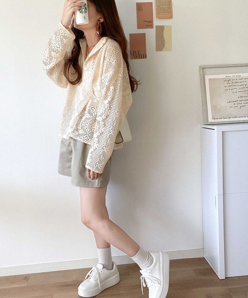 mily bilet（ミウィビレット）の「【mily bilet】大人のレトロ。キーネックレースシャツ（シャツ/ブラウス・レディース・ホワイト/ブラック/アイボリー・LARGE/MEDIUM/SMALL/X-LARGE）」の20枚目の写真