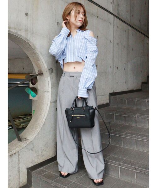 MURUA（ムルーア）の「パイピングロゴバッグ（ショルダーバッグ・レディース・ブラック/その他1・FREE）」の7枚目の写真