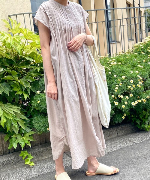 NANEA(ナネア)の「フレンチスリーブピンタックワンピース(ワンピース・レディース・サンドベージュ/ホワイト/カーキ・ONE SIZE)」の3枚目の写真