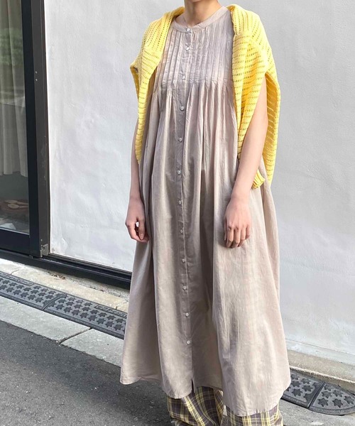 NANEA(ナネア)の「フレンチスリーブピンタックワンピース(ワンピース・レディース・サンドベージュ/ホワイト/カーキ・ONE SIZE)」の6枚目の写真