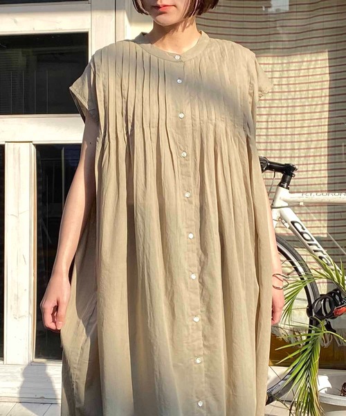 NANEA(ナネア)の「フレンチスリーブピンタックワンピース(ワンピース・レディース・サンドベージュ/ホワイト/カーキ・ONE SIZE)」の21枚目の写真