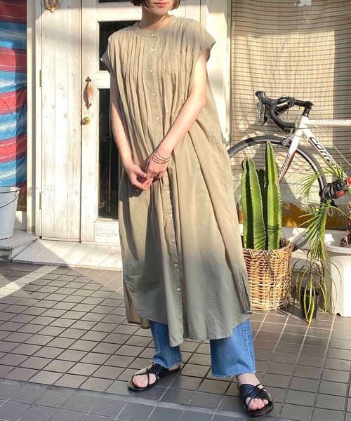 NANEA(ナネア)の「フレンチスリーブピンタックワンピース(ワンピース・レディース・サンドベージュ/ホワイト/カーキ・ONE SIZE)」の18枚目の写真