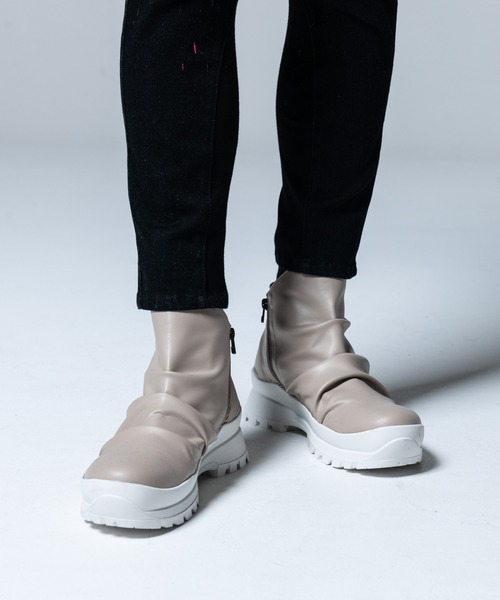 glamb（グラム）の「Side Zip Drape Boots / サイドジップドレープブーツ（ブーツ・メンズ・ブラック/ベージュ・3/2/4/1）」の19枚目の写真