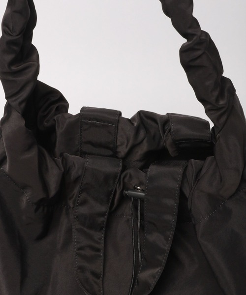 GLOBAL WORK（グローバルワーク）の「撥水クシュクシュ2WAYショルダー