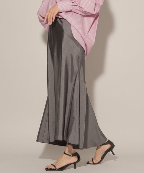 BARNYARDSTORM(バンヤードストーム)の「BARNYARDSTORM / サテンマーメイドスカート(スカート・レディース・チャコール/モカ・1/0)」の5枚目の写真