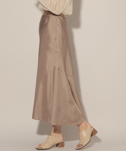 BARNYARDSTORM(バンヤードストーム)の「BARNYARDSTORM / サテンマーメイドスカート(スカート・レディース・チャコール/モカ・1/0)」の9枚目の写真