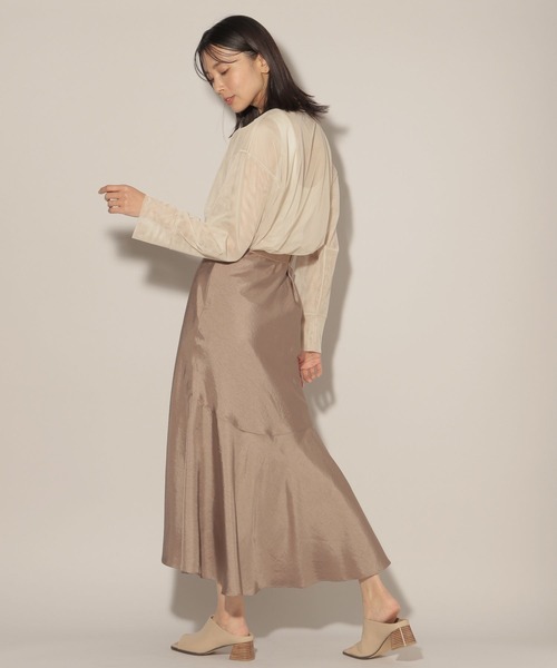 BARNYARDSTORM(バンヤードストーム)の「BARNYARDSTORM / サテンマーメイドスカート(スカート・レディース・チャコール/モカ・1/0)」の17枚目の写真