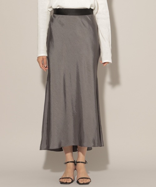 BARNYARDSTORM(バンヤードストーム)の「BARNYARDSTORM / サテンマーメイドスカート(スカート・レディース・チャコール/モカ・1/0)」の19枚目の写真