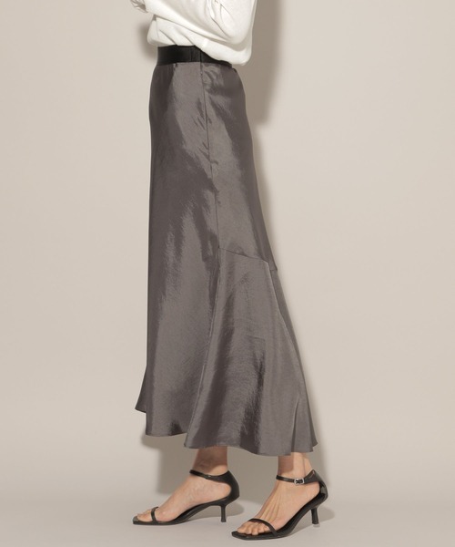 BARNYARDSTORM(バンヤードストーム)の「BARNYARDSTORM / サテンマーメイドスカート(スカート・レディース・チャコール/モカ・1/0)」の20枚目の写真