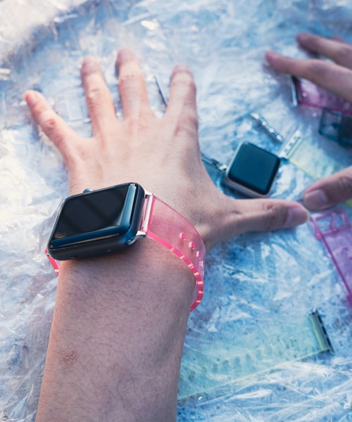zandy(ズィーアンドワイ)の「zandy ズィー・アンド・ワイ/ Apple Watch【オーロラクリアバンド】アップルウォッチバンド オーロラクリアベルト /// clear2(デジタル腕時計・メンズ・イエロー/パープル/ピンク/クリア/グレー・S/M)」の10枚目の写真