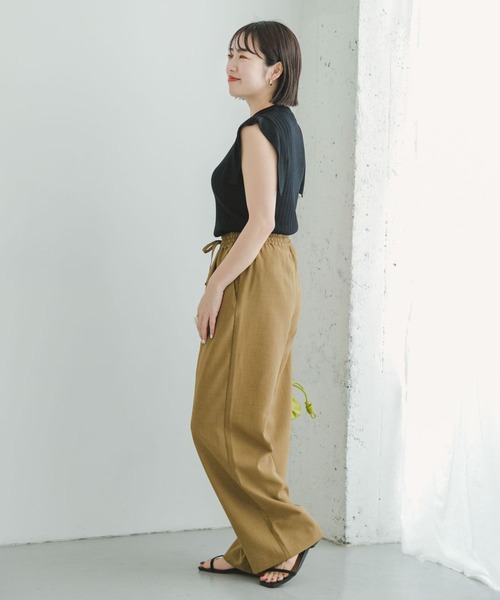 ITEMS URBANRESEARCH(アイテムズ アーバンリサーチ)の「ショルダータックリブニット(ニット/セーター・レディース・ブラック/ベージュ/ライトカーキ・FREE)」の9枚目の写真