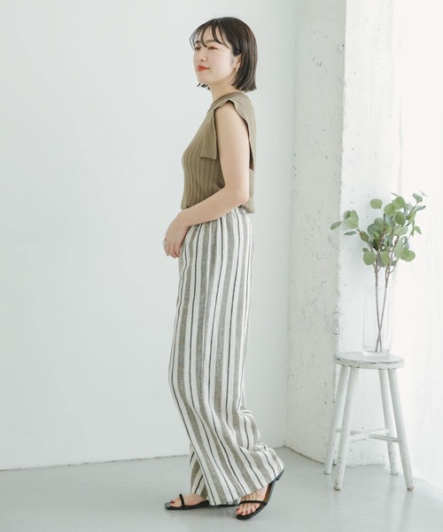 ITEMS URBANRESEARCH(アイテムズ アーバンリサーチ)の「ショルダータックリブニット(ニット/セーター・レディース・ブラック/ベージュ/ライトカーキ・FREE)」の15枚目の写真