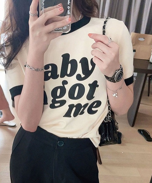 GLAMOROUS JANE(グラマラスジェーン)の「バイカラーロゴプリントTシャツ(Tシャツ/カットソー・レディース・アイボリー・FREE)」の4枚目の写真