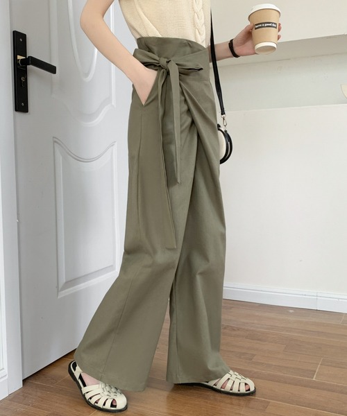 emi+(エミプラス)の「ウエストマークワイドパンツ(その他パンツ・レディース・カーキ/ブラック/キャメル/ライトグレー/ネイビー・FREE)」の4枚目の写真