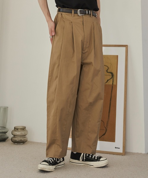 ADAMASTE(アダマスト)の「2タックワイドバルーンパンツ(その他パンツ・メンズ・ホワイト/ベージュ/ブラック・SMALL/MEDIUM/LARGE)」の21枚目の写真