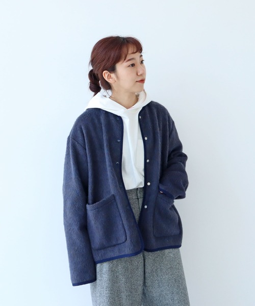 PAR ICI（パーリッシィ）の「リサイクルウールシャギー スナップジャケット（ノーカラージャケット・レディース・ダークブラウン/ベージュ/ネイビー・FREE）」の19枚目の写真