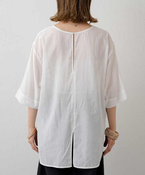 Omekashi（オメカシ）の「シアーTブラウス（シャツ/ブラウス・レディース・ブラック/オフホワイト/グリーン・FREE）」の16枚目の写真