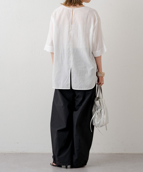 Omekashi（オメカシ）の「シアーTブラウス（シャツ/ブラウス・レディース・ブラック/オフホワイト/グリーン・FREE）」の13枚目の写真