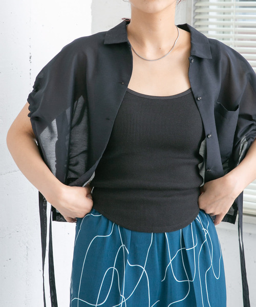 KBF(ケイビーエフ)の「ヘムカーブブラトップ(キャミソール・レディース・ブラック/ベージュ/アイボリー・ONE)」の10枚目の写真