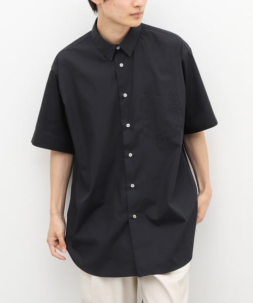 allery(アレリー)の「【allery / アレリ―】レギュラーカラー ショートスリーブシャツ(シャツ/ブラウス・メンズ・ホワイト/ブラック/グレー/サックスブルー・SMALL/MEDIUM/LARGE)」の18枚目の写真