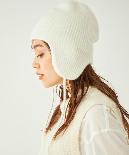 green label relaxing（グリーンレーベルリラクシング）の「【WEB限定】耳あて ニット ワッチキャップ（キャップ・レディース・ライトグレー/ブラック/オフホワイト・FREE）」の2枚目の写真