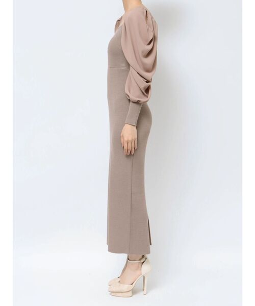 RESEXXY（リゼクシー）の「スリーブドレープドッキングニットワンピース（ワンピース・レディース・モカ/ベージュ/ブラック・FREE）」の18枚目の写真