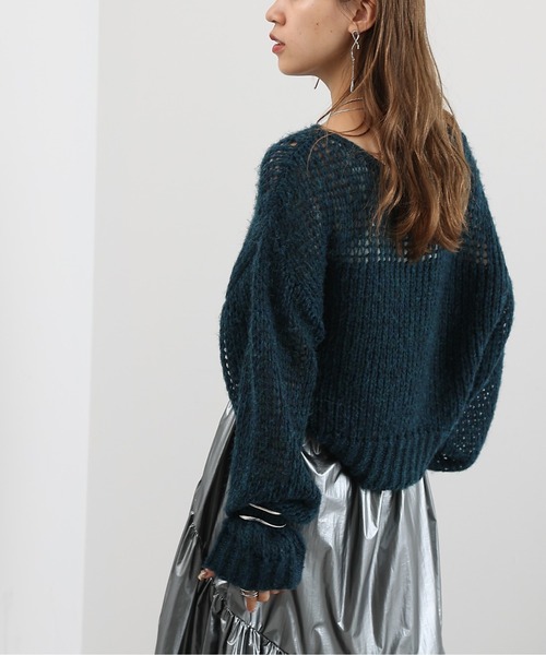 COLONY 2139(コロニートゥーワンスリーナイン)の「編み変えシアークロップドニット(ニット/セーター・レディース・ブラック/グレー/ベージュ/ダークグリーン/オフホワイト/ブラウン・FREE)」の6枚目の写真