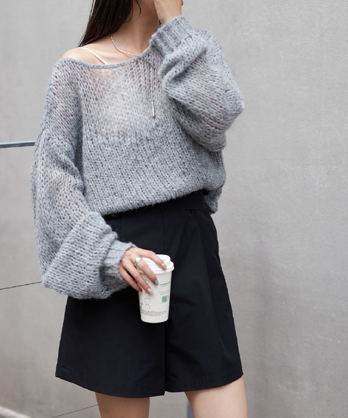 COLONY 2139(コロニートゥーワンスリーナイン)の「編み変えシアークロップドニット(ニット/セーター・レディース・ブラック/グレー/ベージュ/ダークグリーン/オフホワイト/ブラウン・FREE)」の9枚目の写真