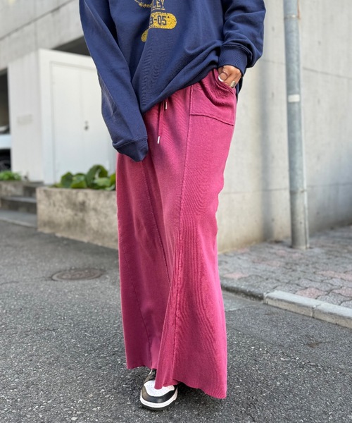 mi via loca（ミヴィアロカ）の「ピグメントバイオ加工バックスリットスカート（スカート・レディース・グレー/ピンク/スミクロ・FREE）」の3枚目の写真