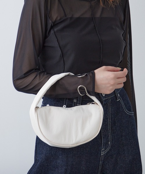 COLONY 2139（コロニートゥーワンスリーナイン）の「チェーンショルダーボンディングバッグ（ショルダーバッグ・レディース・ブラック/オフホワイト・FREE）」の11枚目の写真