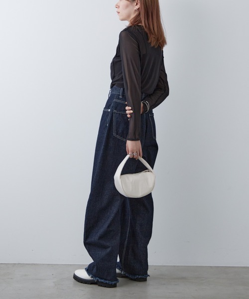 COLONY 2139（コロニートゥーワンスリーナイン）の「チェーンショルダーボンディングバッグ（ショルダーバッグ・レディース・ブラック/オフホワイト・FREE）」の16枚目の写真