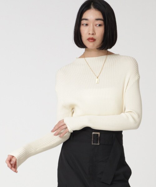 GALLEST（ギャレスト）の「ボトルネックリブニット（ニット/セーター・レディース・オフホワイト/オレンジ/ライトパープル/ブラック/グレー・38）」の2枚目の写真
